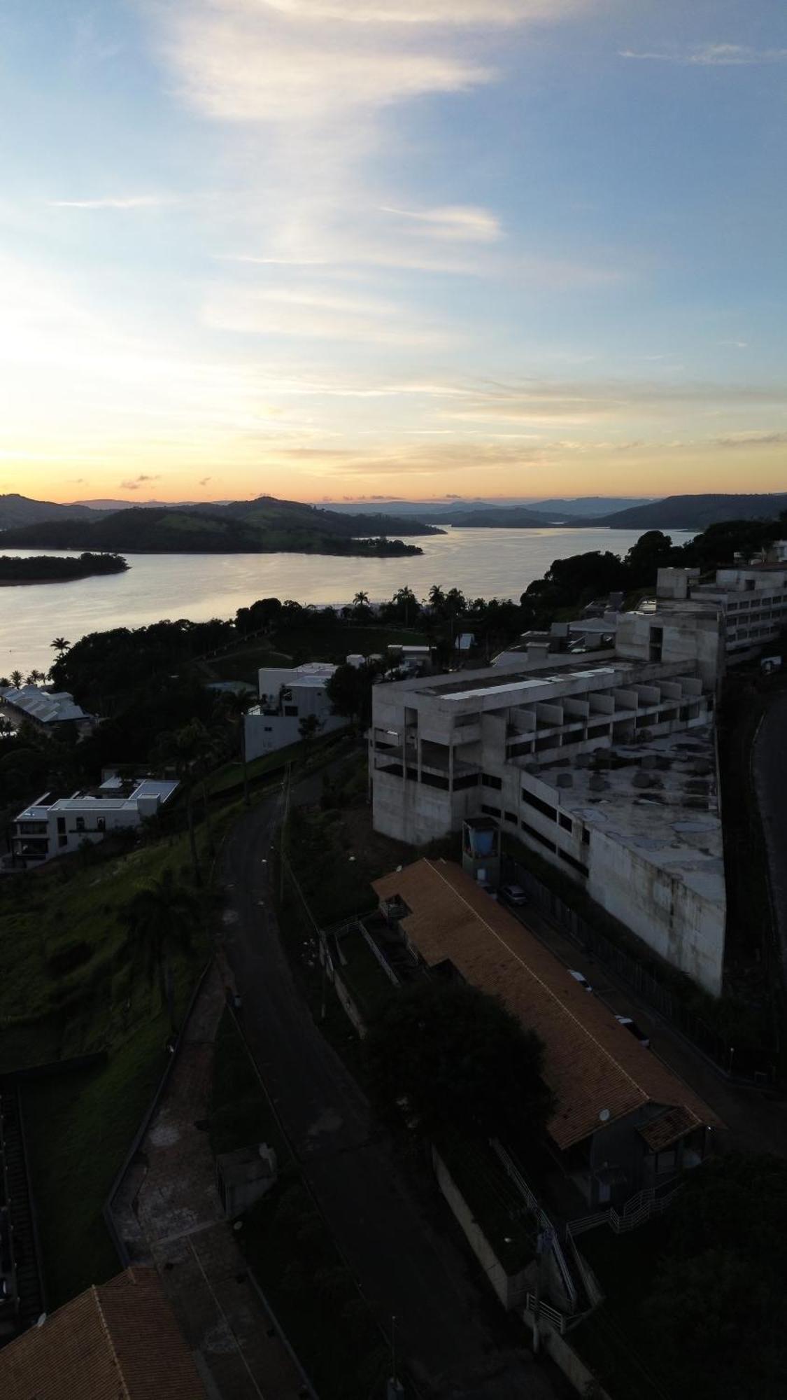 Hotel Escarpas Do Lago Capitólio Eksteriør bilde